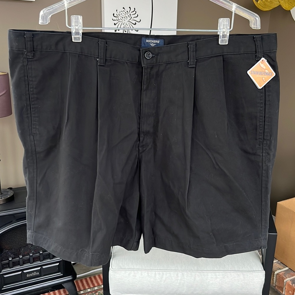 NWT Dockers Stain Defender Black Shorts